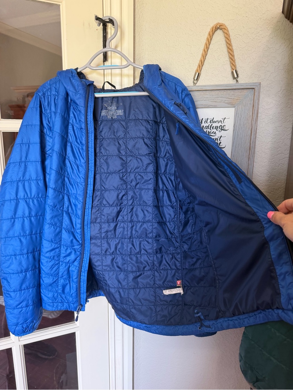 Men’s L.L. Bean Packable Down Hooded Jacket Sz L - Picture 2 of 5